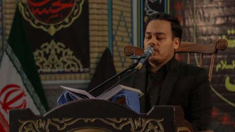 تصاویر/آیین خطبه‌ خوانی و شمع‌ گردانی در حرم مطهر حضرت محمد هلال بن علی(ع)