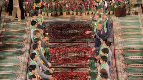 تصاویر/آیین خطبه‌ خوانی و شمع‌ گردانی در حرم مطهر حضرت محمد هلال بن علی(ع)