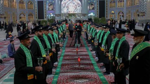 تصاویر/آیین خطبه‌ خوانی و شمع‌ گردانی در حرم مطهر حضرت محمد هلال بن علی(ع)