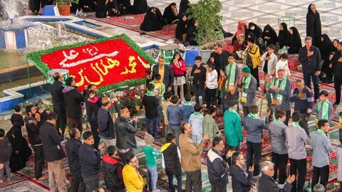 تصاویر/آیین خطبه‌ خوانی و شمع‌ گردانی در حرم مطهر حضرت محمد هلال بن علی(ع)