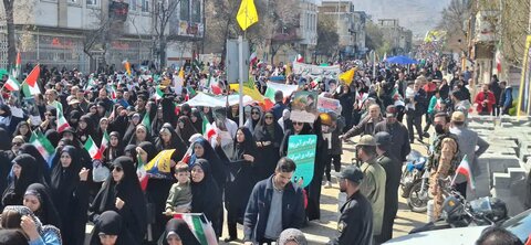 تصاویر/حضور طلاب مدرسه علمیه حضرت زهرا (س)سنجان در راهپیمایی روز قدس