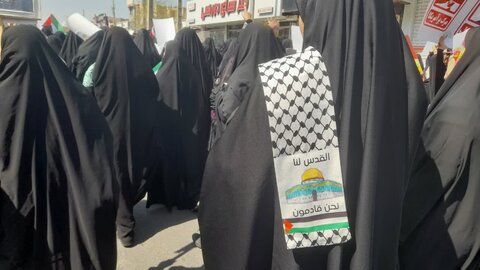 تصاویر/برگزاری راهپیمایی روز قدس با حضور طلاب و مردم غیور شهرستان ساوه