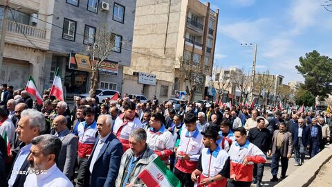 تصاویر/حضور طلاب مدرسه علمیه کوثر زرندیه در راهپیمایی روز قدس