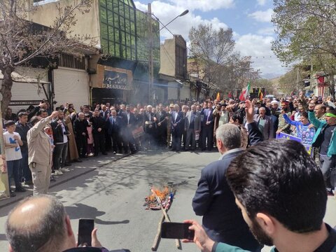 تصاویر/ راهپیمایی روز جهانی قدس در ماکو