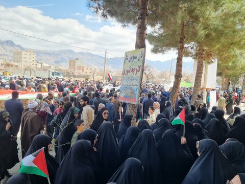 تصاویر/حضور پرشور طلاب مدرسه علمیه معصومیه تفرش در راهپیمایی روز قدس