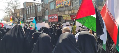 تصاویری از راهپیمایی روز قدس با حضور طلاب موسسه آموزش عالی ریحانة النبی اراک