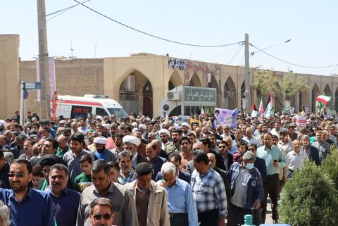تصاویر/ حماسه مردم بافق در راهپیمایی روز جهانی قدس نوروز۱۴۰۴