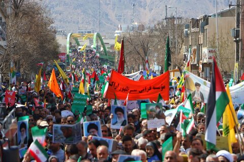 تصاویر/حضور طلاب مدرسه علمیه ریحانة النبی اراک در راهپیمایی روز قدس