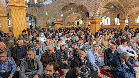 تصاویر/ اقامه نماز جمعه شهرستان سردشت