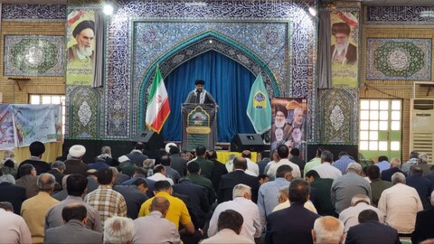 نماز جمعه گناوه به روایت تصویر