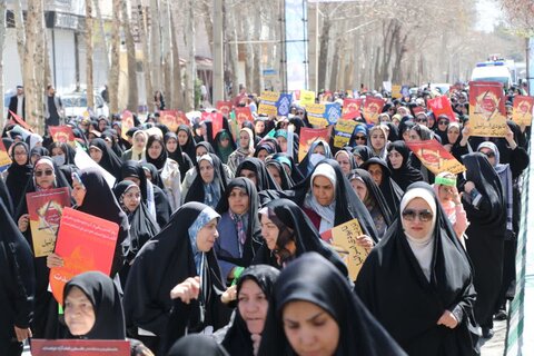 تصاویر راهپیمایی روز جهانی قدس در بروجرد