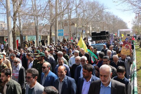 تصاویر راهپیمایی روز جهانی قدس در بروجرد