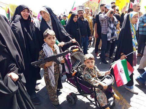 تصاویر/ حماسه یزدی ها در لبیک به امام خامنه ای در روز قدس۱۴۰۴