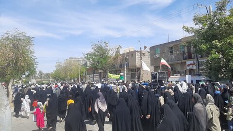 تصاویر/ راهپیمایی و نمازجمعه روز قدس شهر منوجان