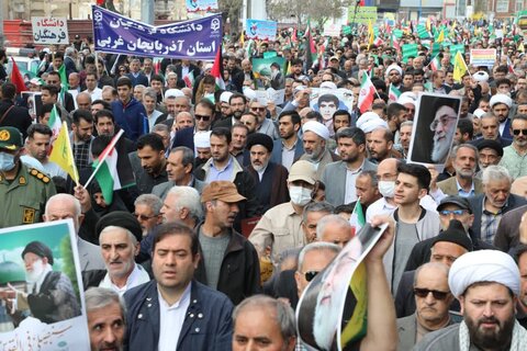 تصاویر/ حضور گسترده روحانیون شیعه و اهل سنت ارومیه در راهپیمایی روز جهانی قدس