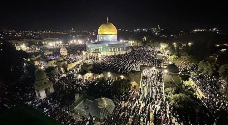 "Al-Quds pertenece a todos los libres del mundo" "Al-Quds pertenece a todos los libres del mundo"