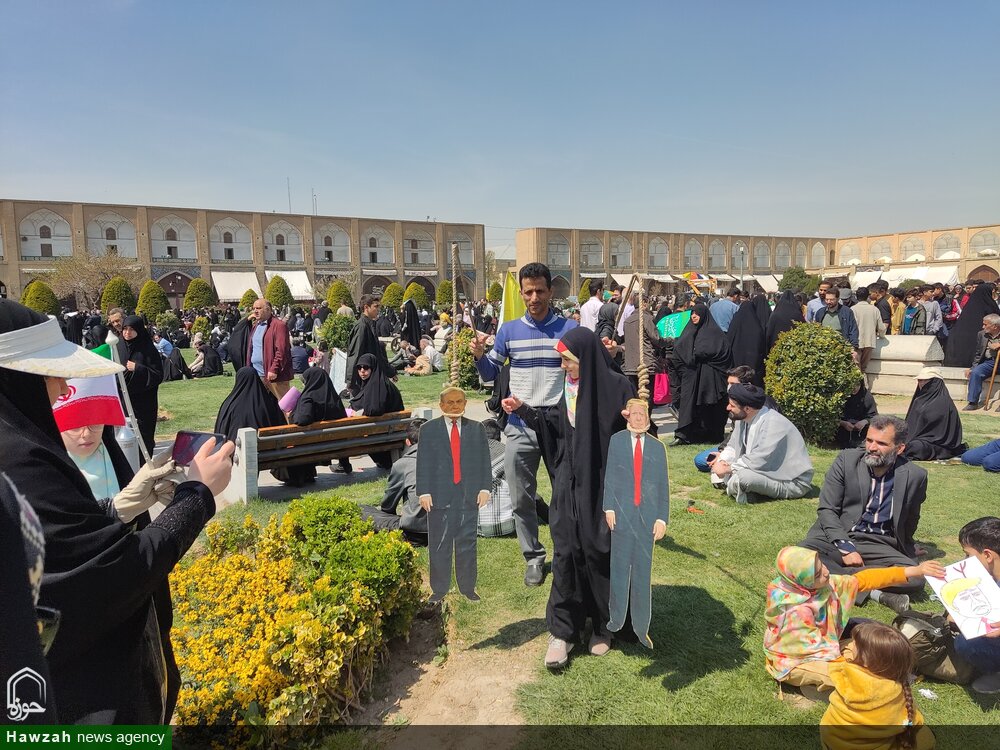 از زنده رود تا راین، العهد یا قدس