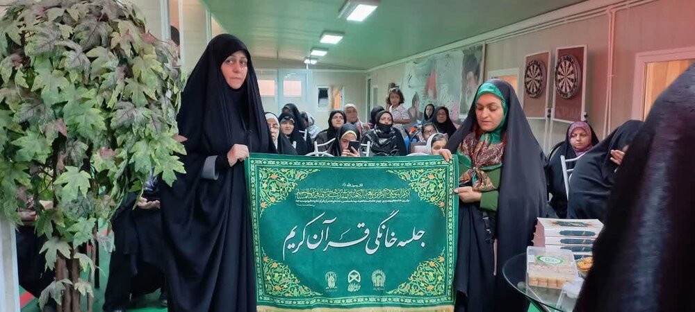 تقویت جلسات خانگی قرآن استان سمنان با تشکیل کارگروه رابطین حوزه‌های علمیه