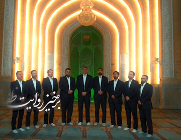 فیلم| اجرای عربی_فارسی تواشیح مقاومت، گروه بین المللی بینات یزد