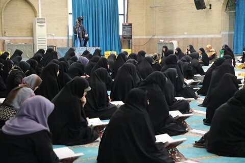 تصاویر/ جمع خوانی قرآن کریم در مصلای امام خمینی (ره) ارومیه