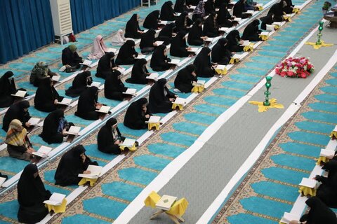 تصاویر/ جمع خوانی قرآن کریم در مصلای امام خمینی (ره) ارومیه