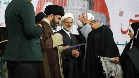 تصاویر/ مراسم محفل بزرگ قرآن و افطاری ساده در مصلی خاتم الانبیا (ص) زنجان