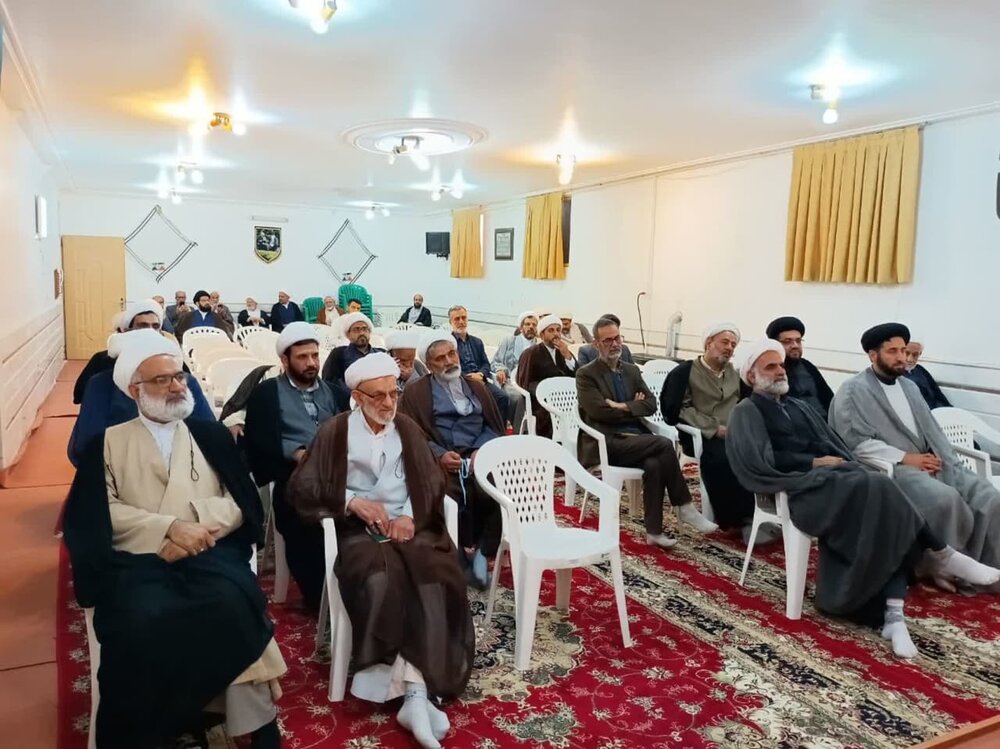 برگزاری گردهمایی روحانیون و امامان جماعت مساجد آران و بیدگل