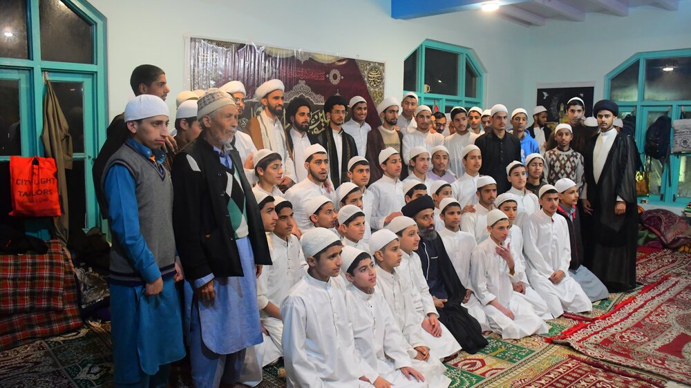 محفل روحانی اعتکاف در حوزه علمیه امام هادی (ع) در جامو و کشمیر