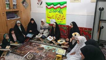 تصاویر/ محفل قرآنی نونهالان بسیجی در برازجان