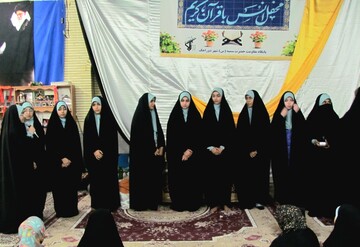 تصاویر/ اختتامیه ترتیل خوانی قرآن دختران نوجوان در دوراهک