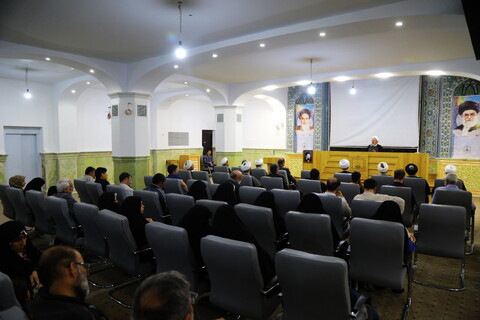 تصاویر /  مراسم افتتاحیه نمایشگاه قرآن استان قم