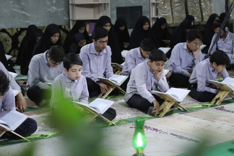 جمع خوانی قرآن کریم ویژه دانش آموزان در بیرجند