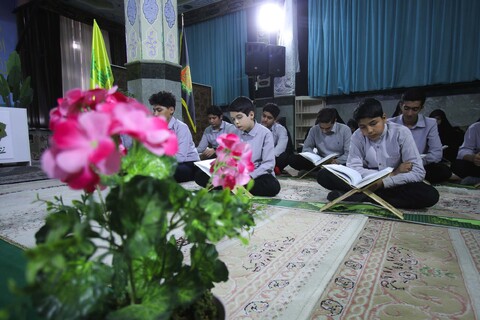 جمع خوانی قرآن کریم ویژه دانش آموزان در بیرجند