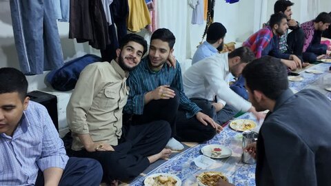 تصاویر / اردوی تشکیلات توحیدی حوزه علمیه همدان در کربلا(2)