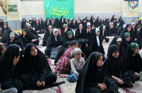 تصاویر/ اختتامیه ترتیل خوانی قرآن دختران نوجوان در دوراهک