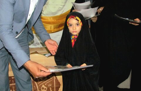 تصاویر/ اختتامیه ترتیل خوانی قرآن دختران نوجوان در دوراهک