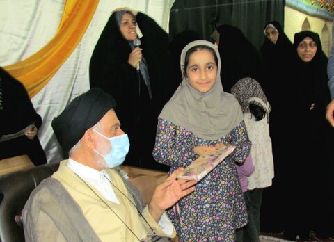 تصاویر/ اختتامیه ترتیل خوانی قرآن دختران نوجوان در دوراهک