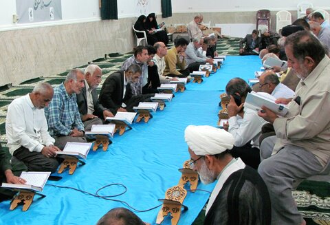 تصاویر/ محفل قرآن پاسداران بازنشسته سپاه دیّر