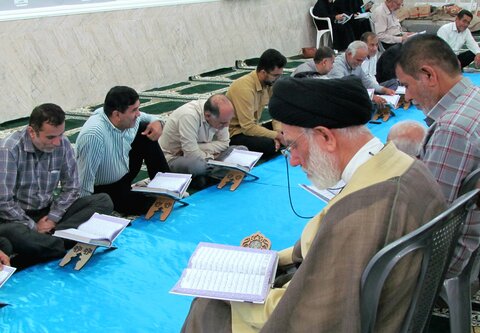 تصاویر/ محفل قرآن پاسداران بازنشسته سپاه دیّر