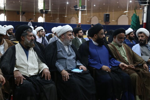 تصاویر/نشست مبلغین استان خوزستان با معاون تبلیغ و امور فرهنگی حوزه های علمیه کشور