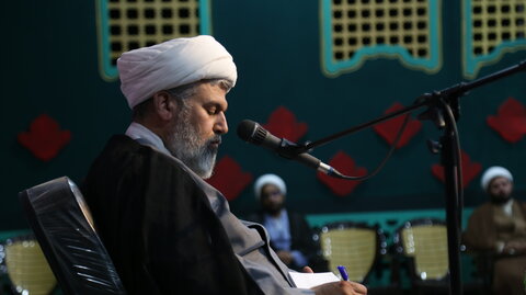 تصاویر/نشست مبلغین استان خوزستان با معاون تبلیغ و امور فرهنگی حوزه های علمیه کشور