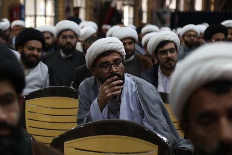 تصاویر/نشست مبلغین استان خوزستان با معاون تبلیغ و امور فرهنگی حوزه های علمیه کشور