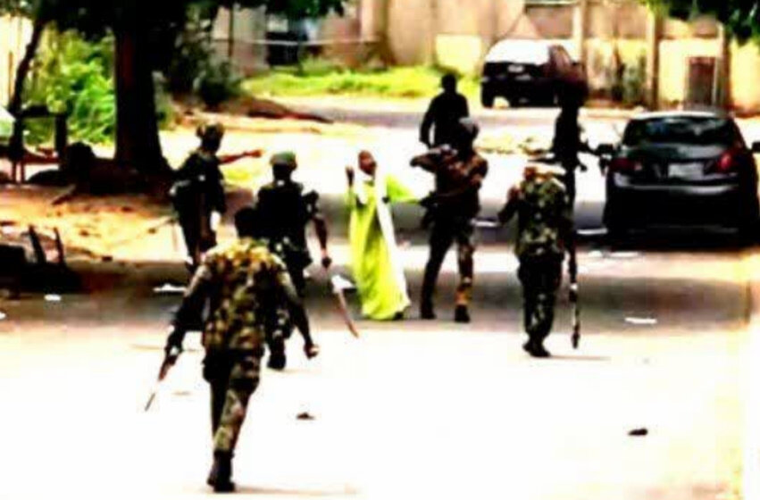 مقتل 12 شخصا في مسيرة مؤيدة للفلسطينيين في نيجيريا مقتل 12 شخصا في مسيرة مؤيدة للفلسطينيين في نيجيريا