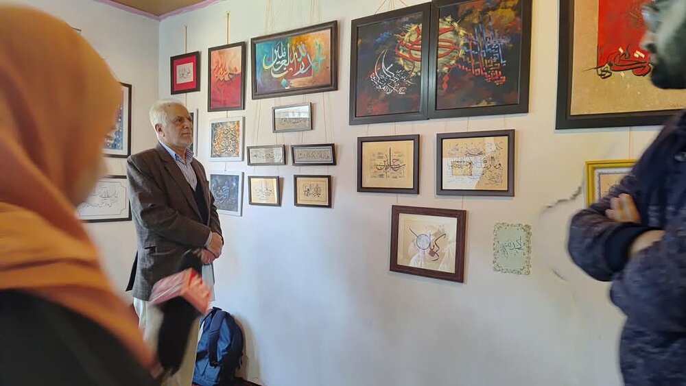 برگزاری نمایشگاه قرآن و هنر در جامو و کشمیر؛ استقبال پرشور جوانان و فرهیختگان