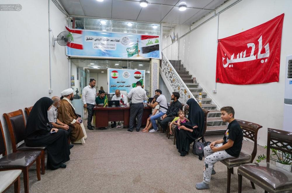 بعد 5 أشهر من الاستضافة .. العتبة العلوية المقدسة تُودِّع آخر مجموعة من الإخوة اللبنانيّين