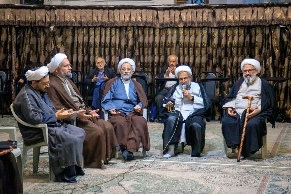 نشست مبلغان و خطبای شاخص البرز