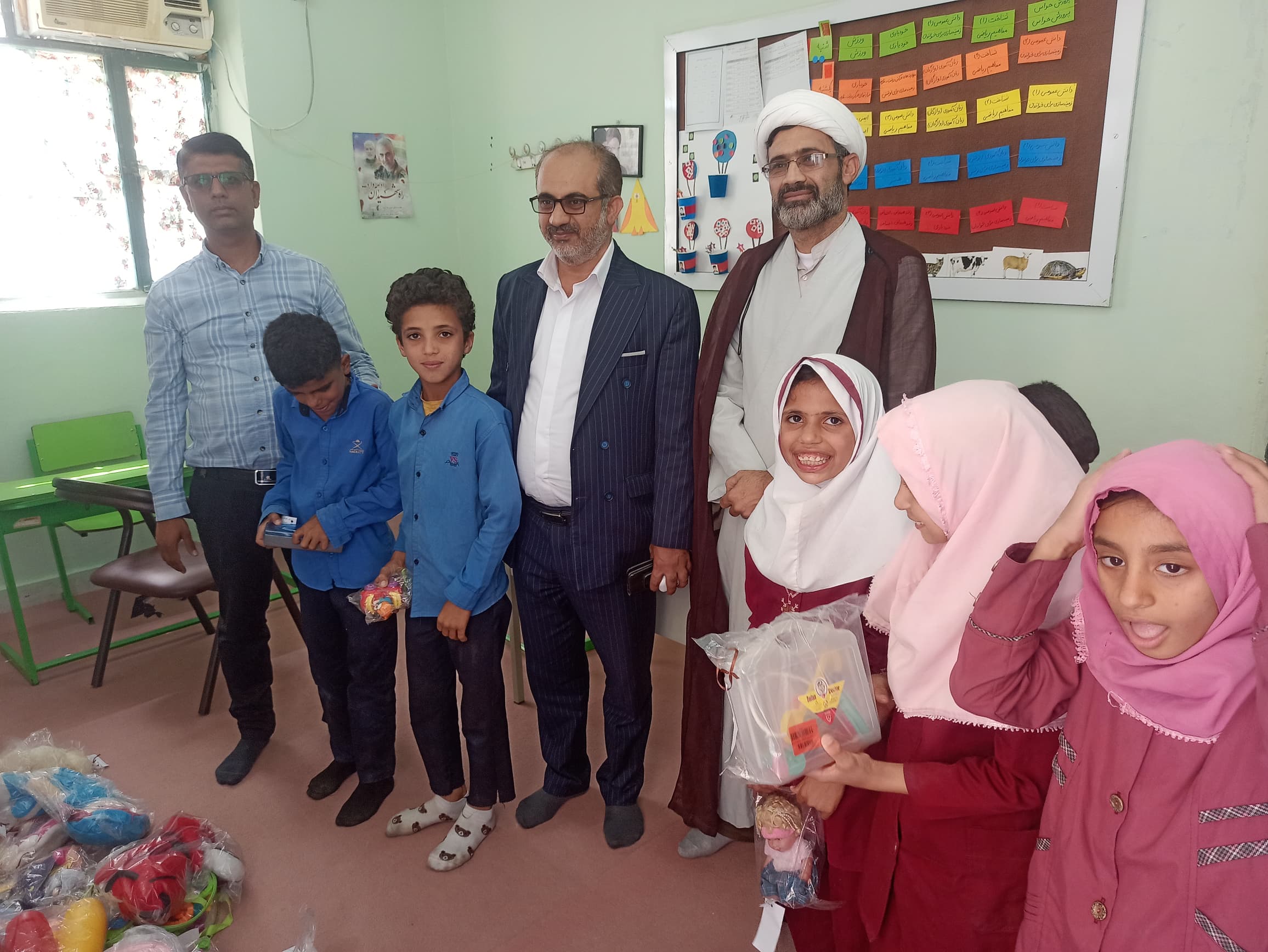 برنامههای خانه طلاب مدرسه امیرالمؤمنین(ع) سندرک در ایام ماه مبارک رمضان