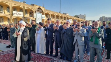 نماز عید فطر در سراسر یزد برگزار شد