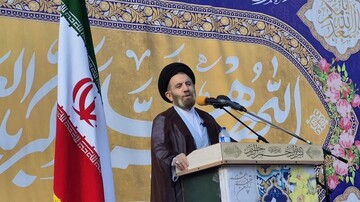 در انتصابات، اصل شایسته سالاری، تخصص و تعهد مدنظر باشد