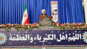 سرمایه‌های خرد و کلان جامعه در راه تولید به کار گرفته شود